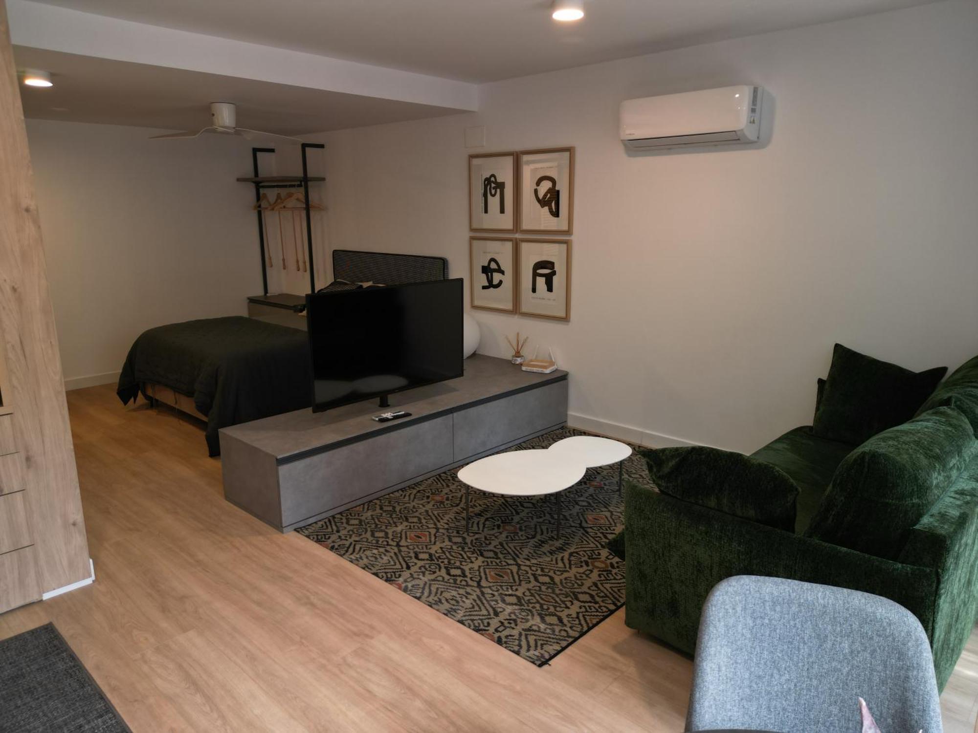Apartaments Turistics Cardona IV מראה חיצוני תמונה