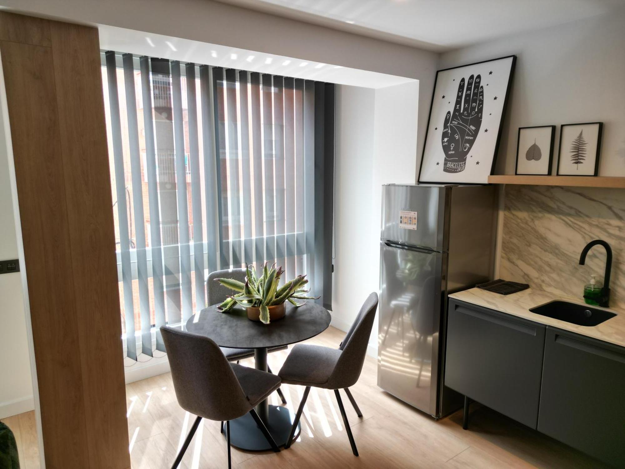 Apartaments Turistics Cardona IV מראה חיצוני תמונה