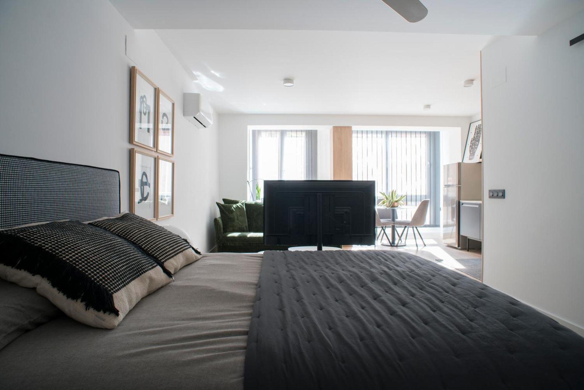 Apartaments Turistics Cardona IV מראה חיצוני תמונה